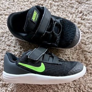 Baby Nike Converge sneakers